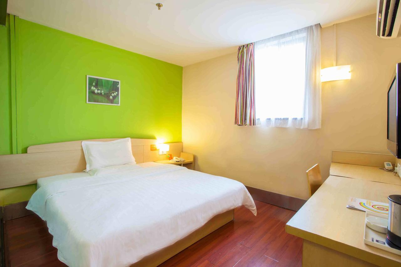 7Days Inn Zhongshan San Xiang Market Zhongshan (Guangdong) Room photo