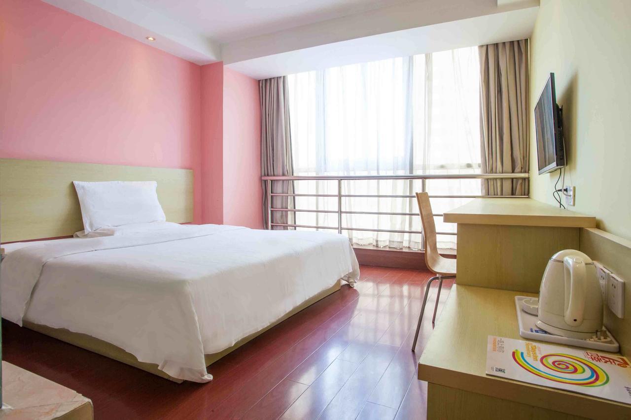 7Days Inn Zhongshan San Xiang Market Zhongshan (Guangdong) Room photo